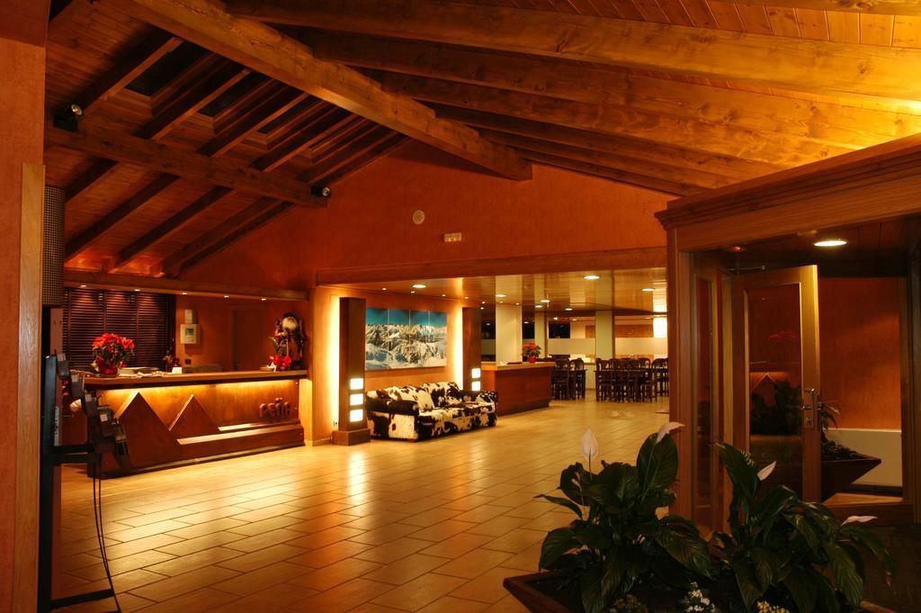 Hotel & Restaurante Pena Аррос Экстерьер фото